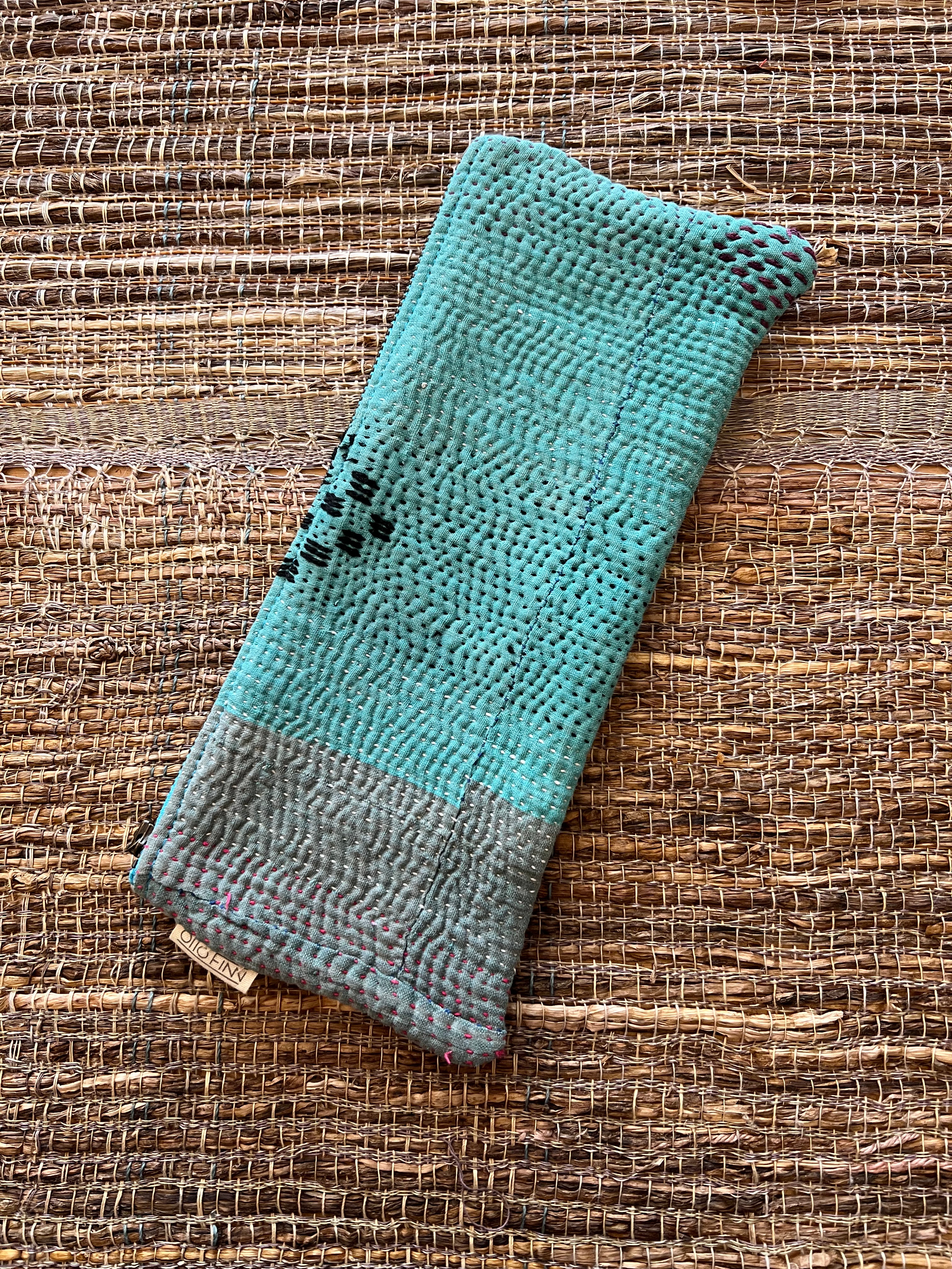 Otto Finn Flat Zip Pouch