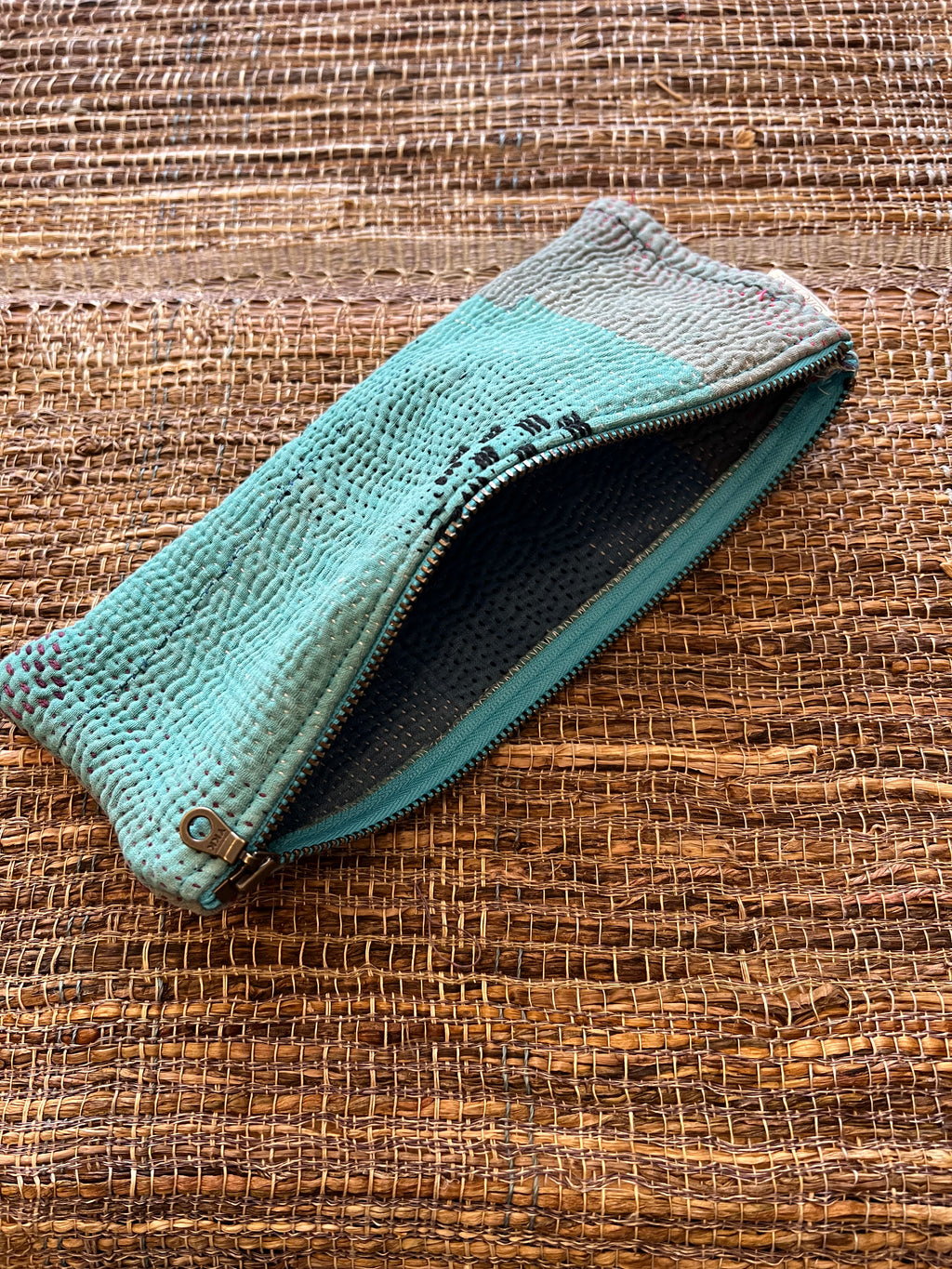 Otto Finn Flat Zip Pouch