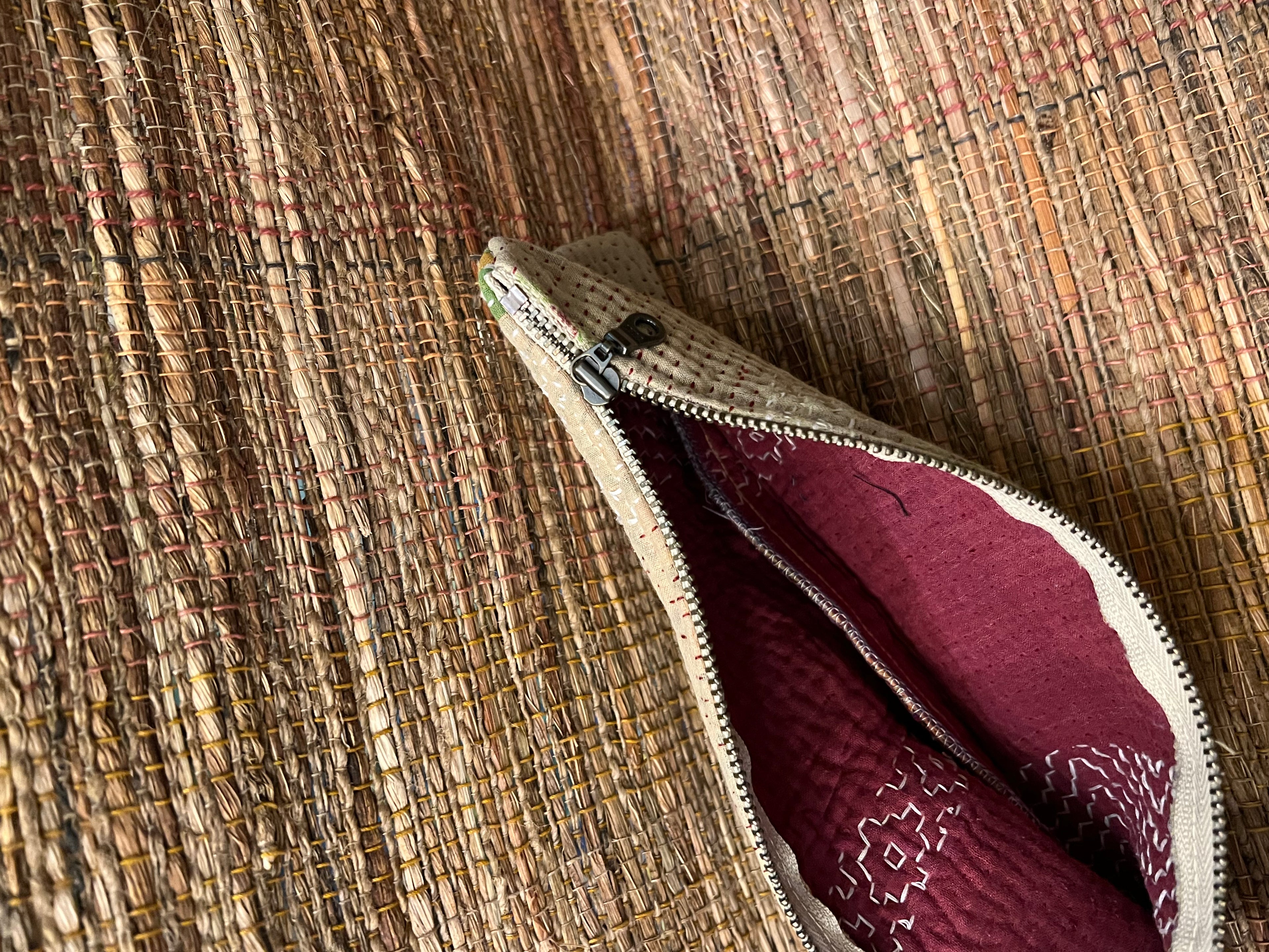 Otto Finn Flat Zip Pouch