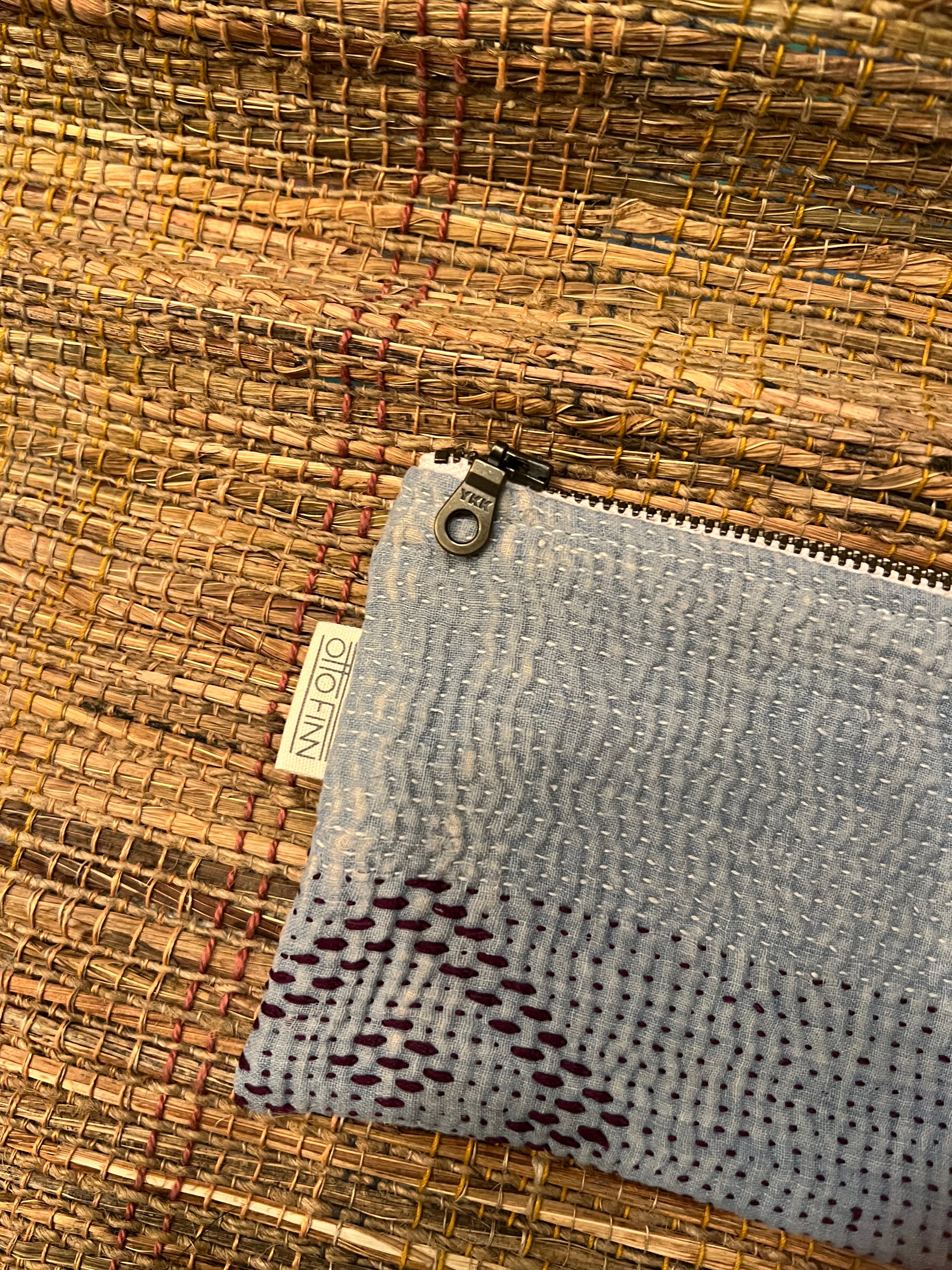 Otto Finn Flat Zip Pouch